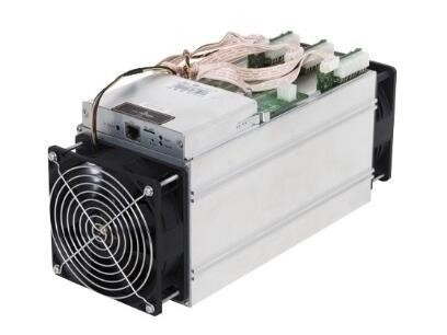 Se di modello sedicesimo/diciassettesimo di Antminer S9 da Bitmain che estrae algoritmo Sha-256 con un Hashrate massimo di 16th/S